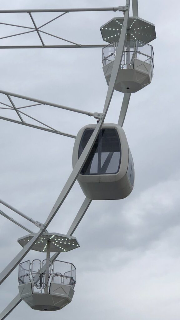 Zamknięta gondola diabelskiego młyna RL33-De Luxe